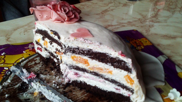 Šľahačková torta s ovocím (The best cake ever) - obrázok 4