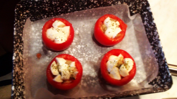 Zapekané plnené paradajky - obrázok 1