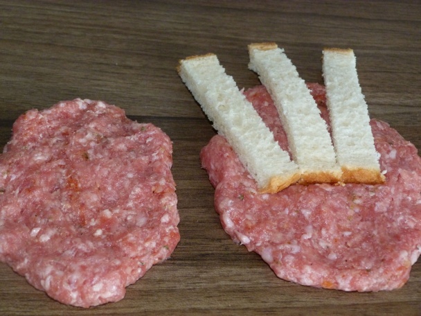 Medvedie labky z mletého mäsa (fotorecept) - obrázok 1