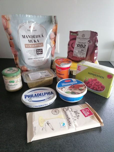 Malinovo-pistáciový rez (fotorecept) - obrázok 1