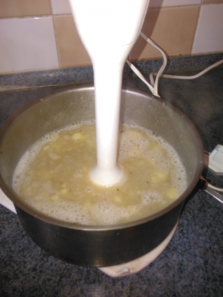 Krémová karfiolová polievka - obrázok 2