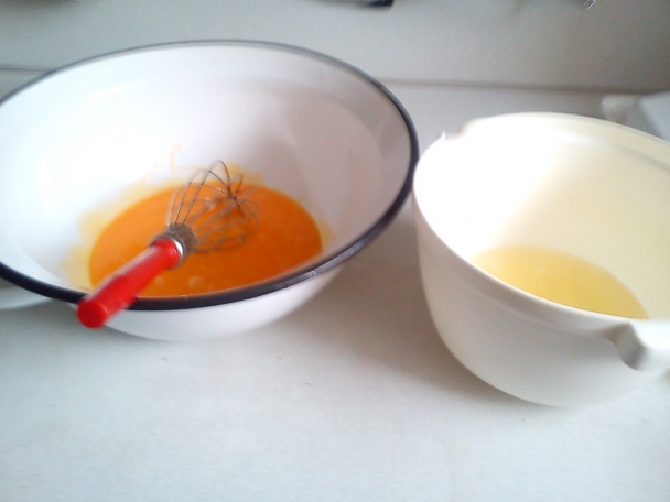 Ovocný smotanový koláč - obrázok 2