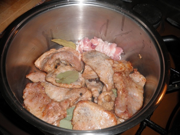 Bravčové stehno na bobkovom liste (fotorecept) - obrázok 2