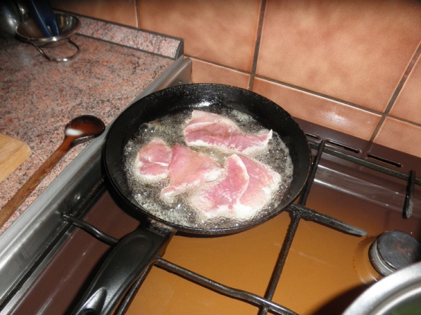 Bravčové stehno na bobkovom liste (fotorecept) - obrázok 1