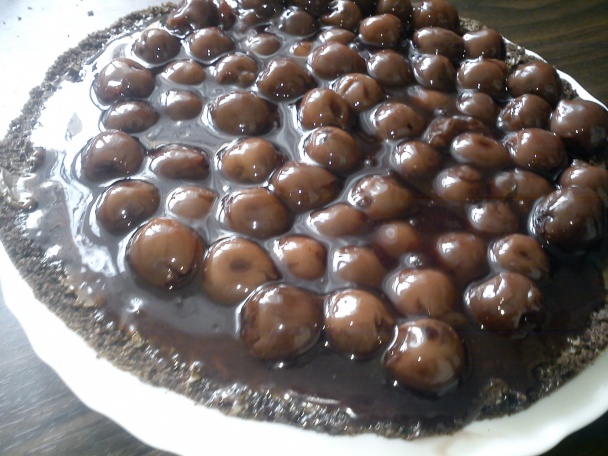 Višňovo-čokoládová torta - obrázok 2