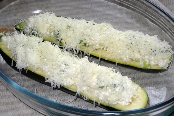 Cukina s tvarohem a cibulí zapečená (fotorecept) - obrázok 5