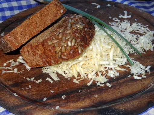 Celozrnná polévka chlebová s celerovými knedlíčky (fotorecept) - obrázok 1