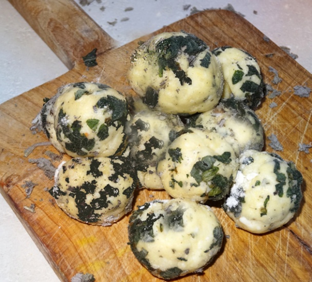 Tvarohové knedlíčky do polévek (fotorecept) - obrázok 3