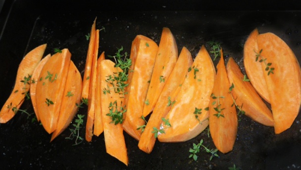 Pečený batát na tymiánu s hlívou a pšenicí - obrázok 1