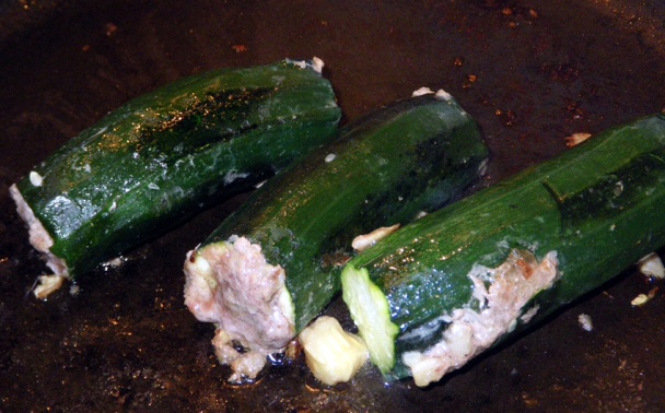 Plněné cuketky po arabsku v rajčatové omáčce - obrázok 3