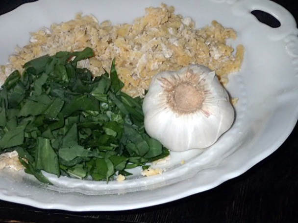 Medvědí česnečka ze sušených hub se strouháním - obrázok 4