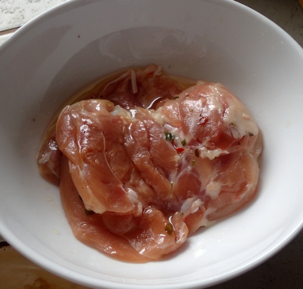 Grilovaná cukina v bylinkovém, citronovo-česnekovém másle (fotorecept) - obrázok 2