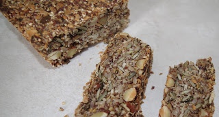 Semienkový chlieb (bez múky, lepku, vajec, kvasníc, kypridla..) - obrázok 6