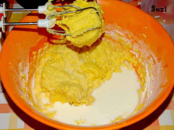 Trený koláč s makovo - višňovou plnkou (fotorecept) - obrázok 6