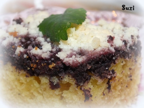 Trený koláč s makovo - višňovou plnkou (fotorecept) - obrázok 11