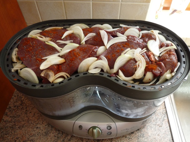 Bravčová pečeň v parnom hrnci (fotorecept) - obrázok 3