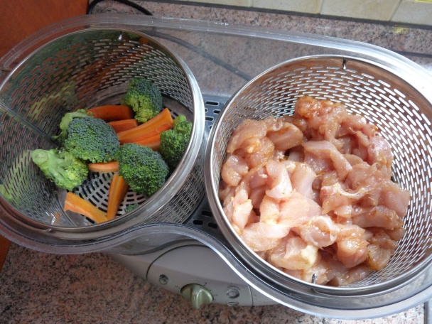 Kuracie slížiky s brokolicovou omáčkou a s ovsennou knedličkou (fotorecept) - obrázok 4