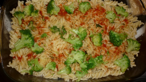 Brokoličkové zapekané cestovinky so zemiačikmi  - obrázok 6