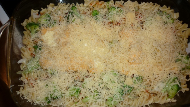 Brokoličkové zapekané cestovinky so zemiačikmi  - obrázok 8