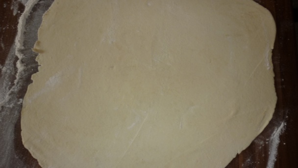 Bryndzové taštičky z lístkového cesta a Mini Slaná štrúdľa - obrázok 1