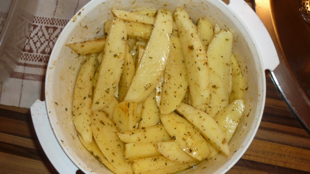 Kurací bochník so špenátom a opekanými zemiakmi (fotorecept) - obrázok 14