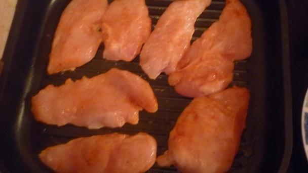 Kuracie prsia s broskyňou a syrovou omáčkou (fotorecept) - obrázok 3