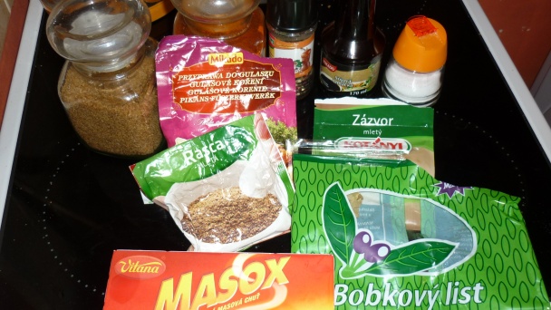 Segedínsky guláš so zázvorom a zabíjačkovou klobásou (fotorecept) - obrázok 1