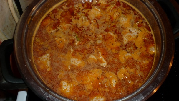 Segedínsky guláš so zázvorom a zabíjačkovou klobásou (fotorecept) - obrázok 4