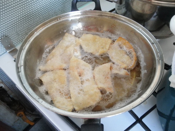 Fánky-heröce ako sa robia na Gemeri (fotorecept) - obrázok 5