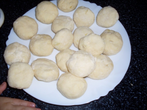 Slivkové knedle s makom z krupicového cesta (fotorecept) - obrázok 2