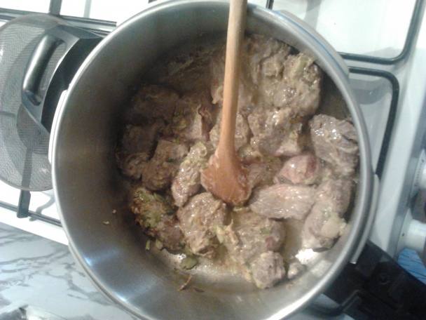 Hovädzie dusené á la Kajka - obrázok 2