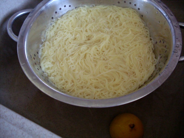 Capellini s bazalkou a paradajkami - obrázok 3