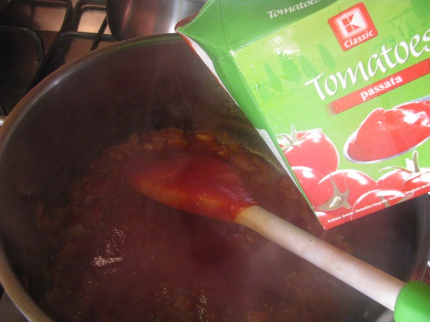 Currywurst alebo klobása v karí omáčke(fotorecept) - obrázok 2