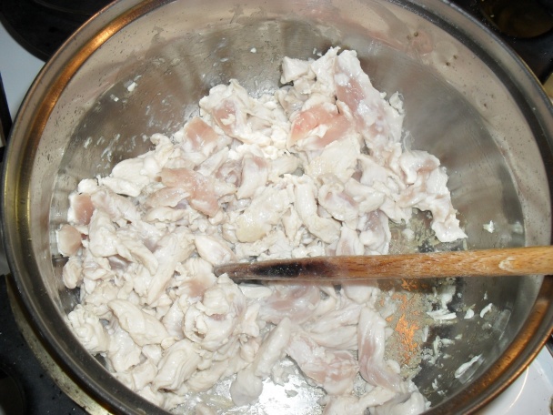 Cestoviny s kuracím mäskom v rajčinovej omáčke(fotorecept) - obrázok 2