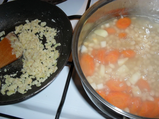 Fazuľová polievka s krúpami (fotorecept) - obrázok 3