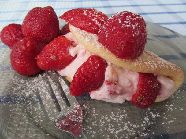 Piškótová omeleta s jahodami (fotorecept) - obrázok 5