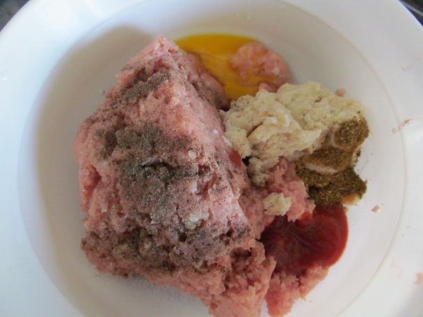 Zapekané frikadelky v rajčinovej omáčke (fotorecept) - obrázok 2