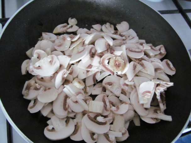 Zapekané frikadelky v rajčinovej omáčke (fotorecept) - obrázok 4