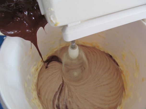 Čoko-marhuľový koláč (fotorecept) - obrázok 3