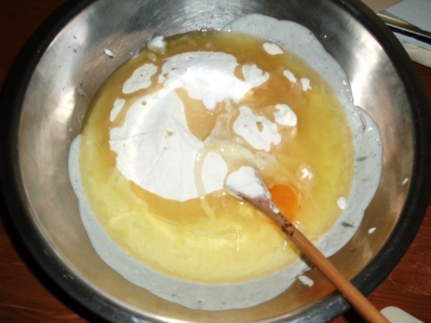 Mamkin farebný koláč (fotorecept) - obrázok 5