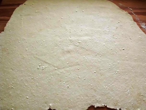 Jablkové šatôčky z tvarohového cesta (fotorecept) - obrázok 1