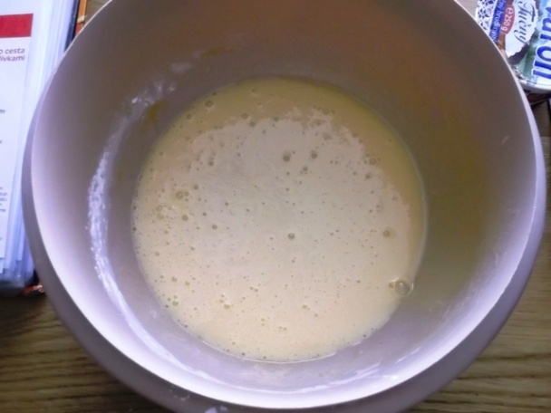 Koláče z tvarohového cesta so sušenými slivkami (fotorecept) - obrázok 2