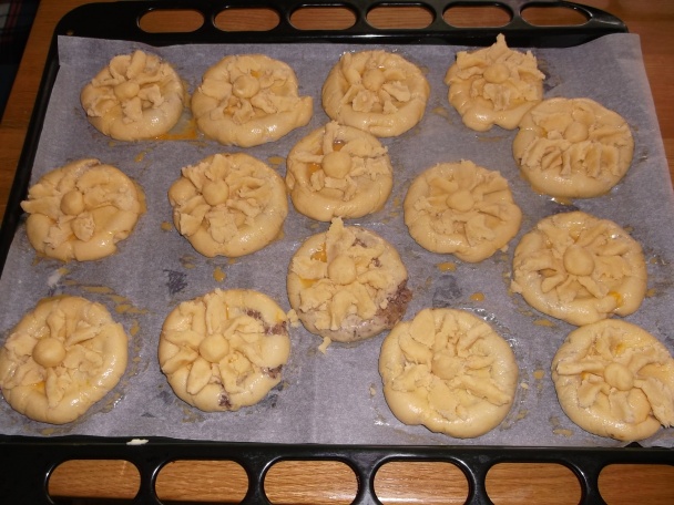 Svadobné koláčiky s netradičnou drobenkou (fotorecept) - obrázok 13