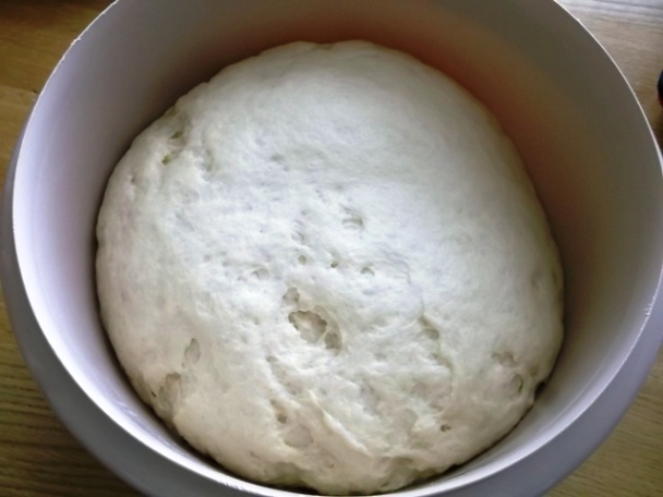 Veľkonočné koláče z kysnutého cesta (fotopostup) - obrázok 4