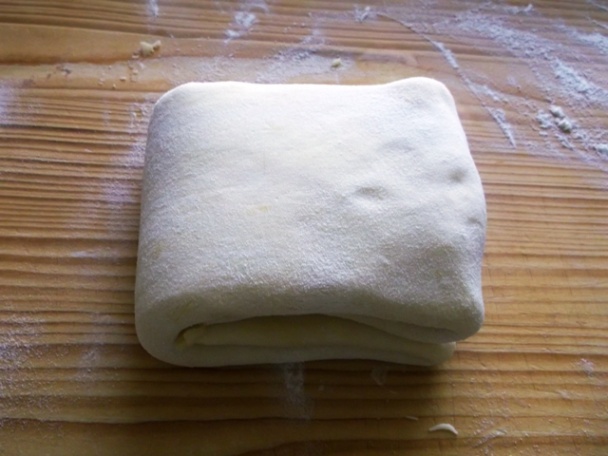 Tvarohovo-marhuľové kocky z domáceho lístkového cesta (fotorecept) - obrázok 16