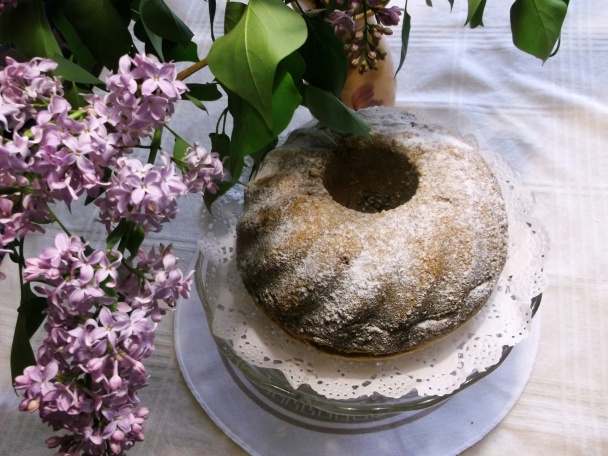 Orechová bábovka z kysnutého cesta (fotopostup) - obrázok 12