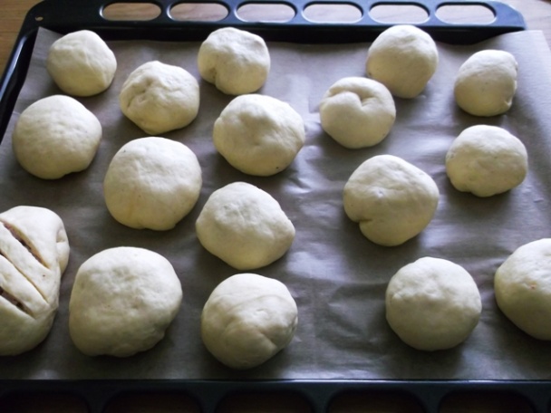 Žemle plnené údeným mäsom (fotorecept) - obrázok 7