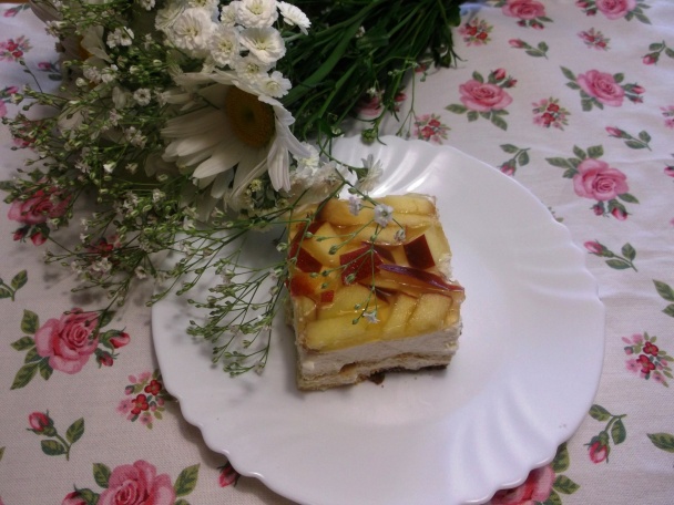 Nepečený jablkový koláč - obrázok 6