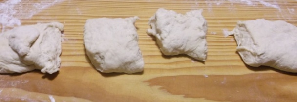 Plnené pizza štangle s cesnakovým dressingom (fotorecept) - obrázok 4