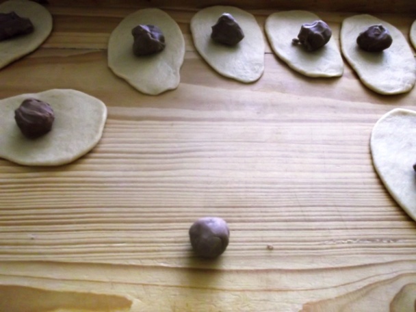 Dvojfarebné rohlíčky z cesta na Conchas (fotorecept) - obrázok 9